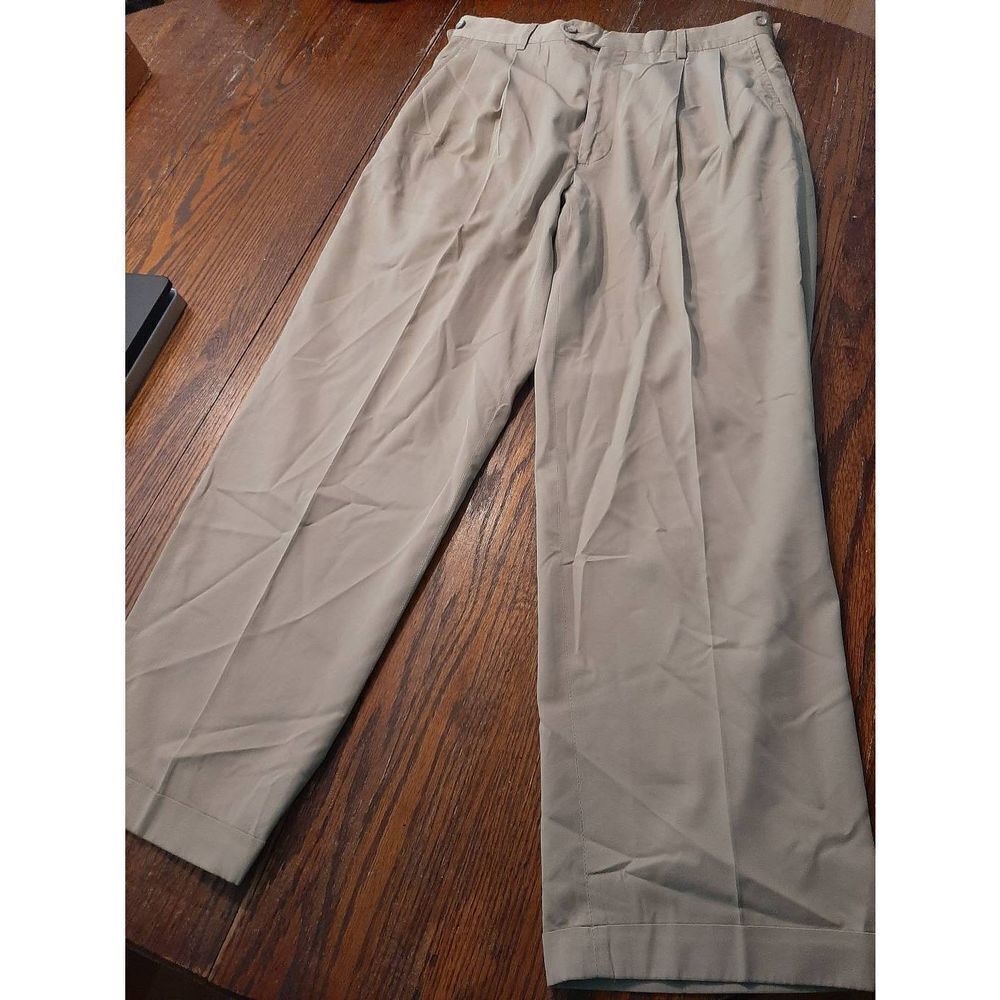 Mens 33x30 David Leadbetter Golf Apparel by Joseph A Banks Khaki Tan Pants